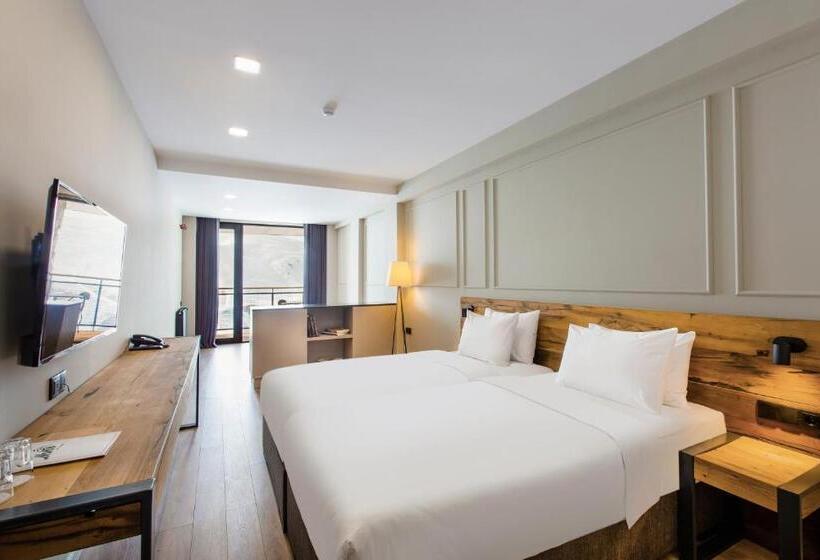 Deluxe Room Mountain View, Monte