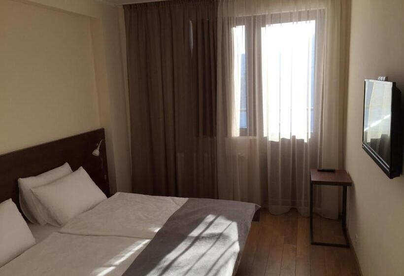 اتاق استاندارد با بالکن, Monte