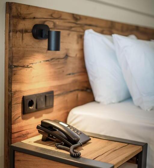 اتاق سوپریور با چشمانداز کوهستان, Monte