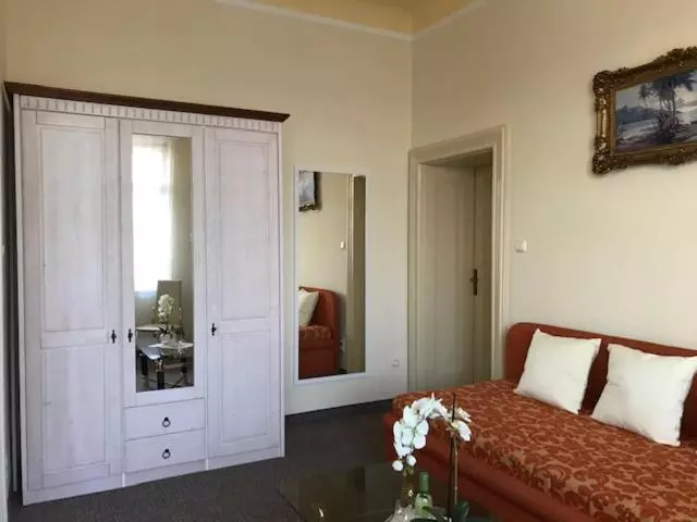 スタンダードトリプルルーム, Pension Villa Else