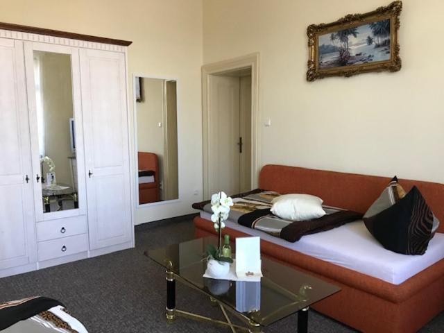 スタンダードトリプルルーム, Pension Villa Else