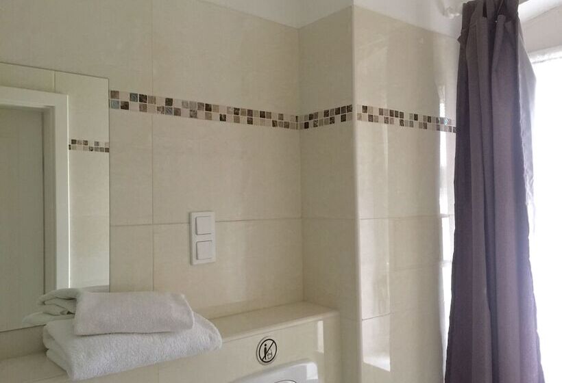 スタンダードシングルルーム, Pension Villa Else