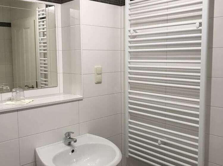 스탠다드 트리플 룸, Pension Villa Else