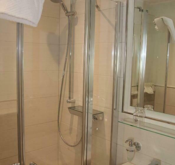 غرفة سوبيريور فردية, Restaurant Lutkebohmert