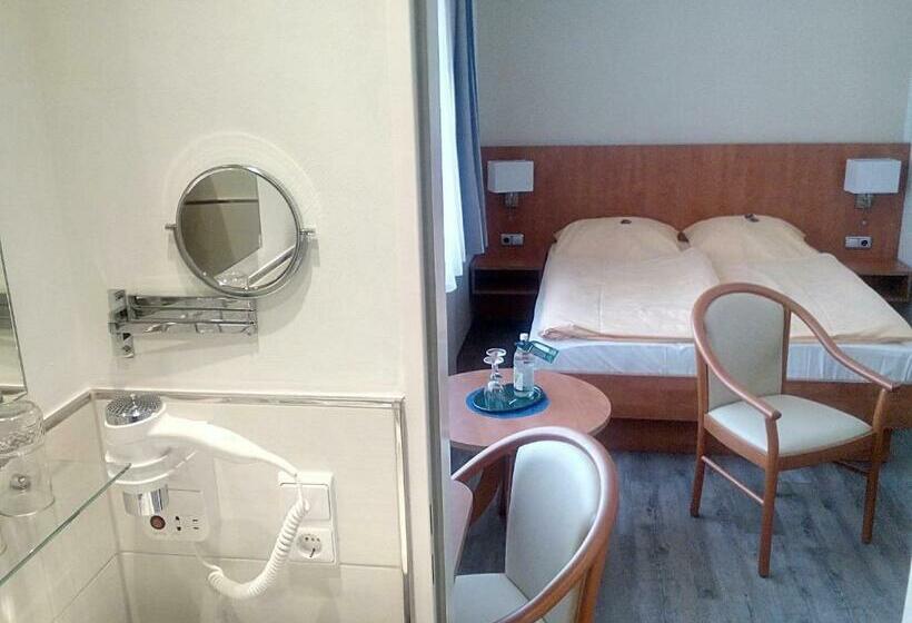 غرفة سوبيريور, Restaurant Lutkebohmert