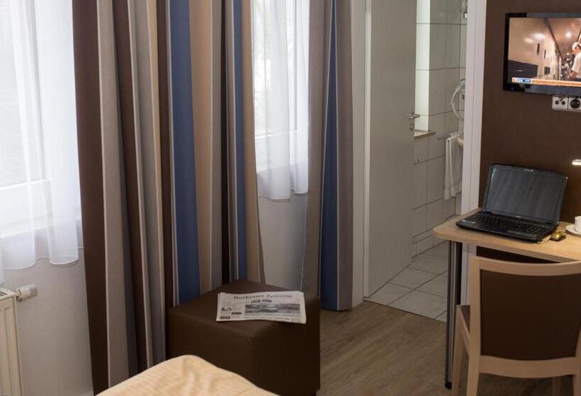 غرفة قياسية, Restaurant Lutkebohmert