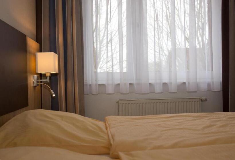 غرفة قياسية, Restaurant Lutkebohmert