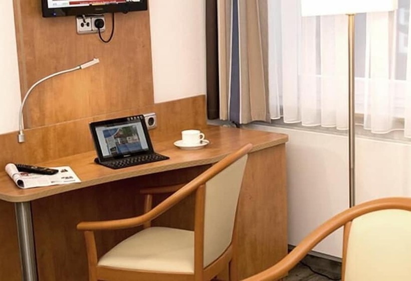 غرفة سوبيريور, Restaurant Lutkebohmert