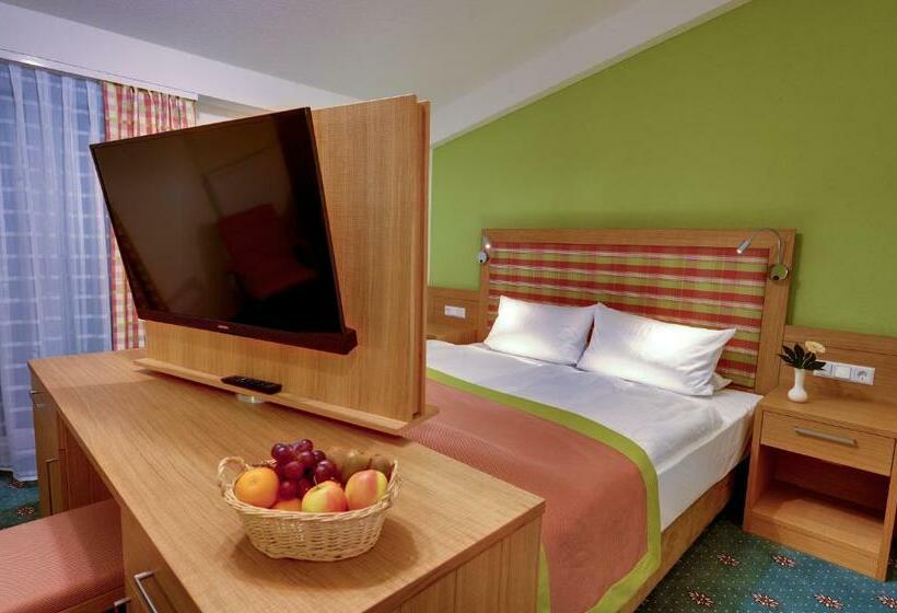 ガーデンビューファミリールーム, & Restaurant Waldcafe Hettstedt