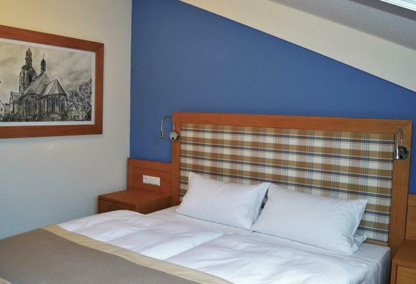 スタンダードルーム, & Restaurant Waldcafe Hettstedt