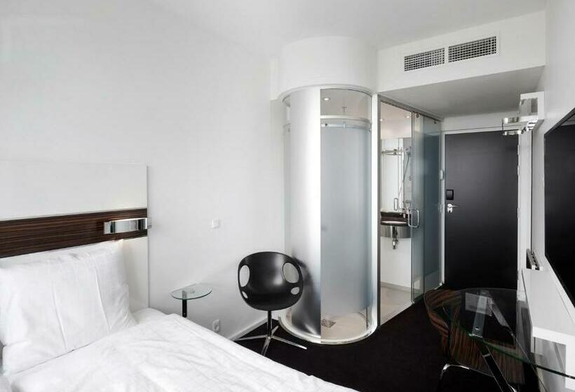 标准间, Wakeup  Aarhus