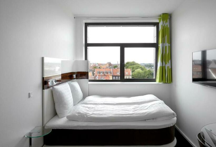 Quarto standard, Wakeup  Aarhus