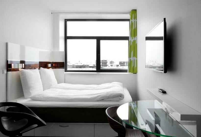 Quarto Familiar, Wakeup  Aarhus