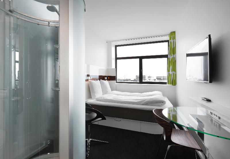 Quarto Familiar, Wakeup  Aarhus