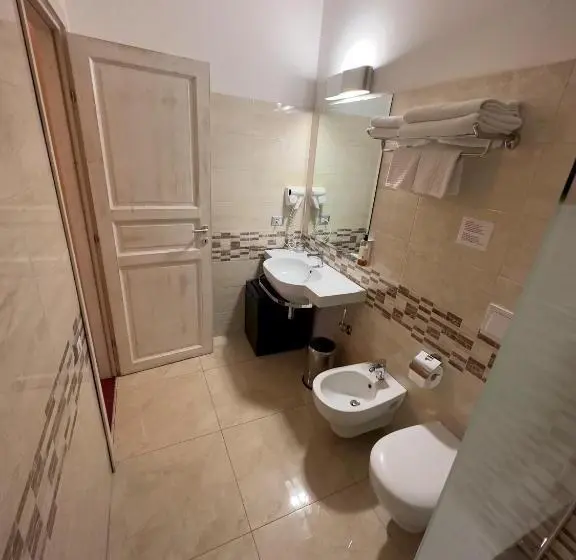 コンフォートトリプルルーム, Bel Sole Guest House
