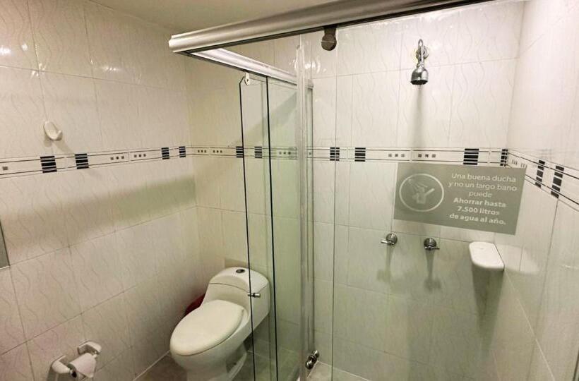 スタンダードルーム, Expo Hotel Ferial