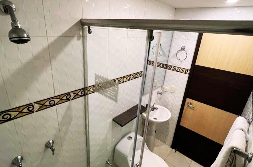 スタンダードルーム, Expo Hotel Ferial