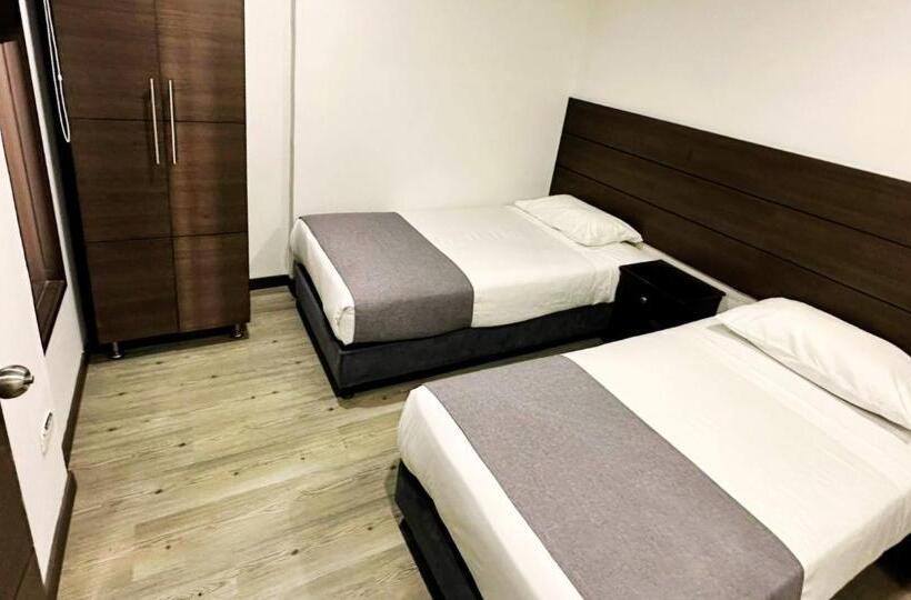 スタンダードルーム, Expo Hotel Ferial