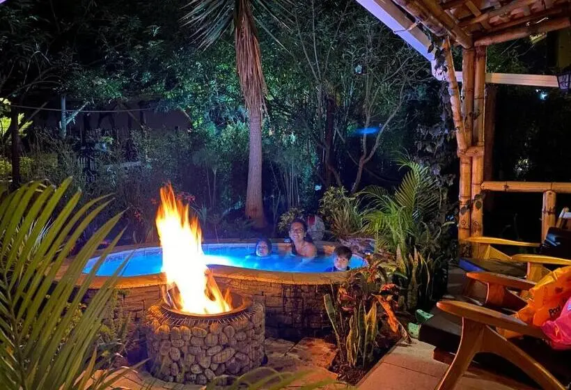 سوییت جونیور, Hosteria Colibri Aeropuerto