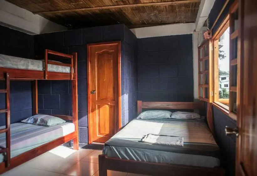 Standard Neljän Hengen Huone, Hostel El Gran Azul Olon