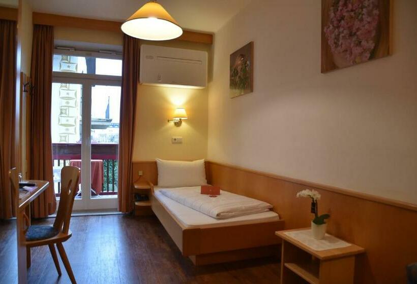 Номер Стандарт Индивидуальный с Балконом, Angerburg Blumen