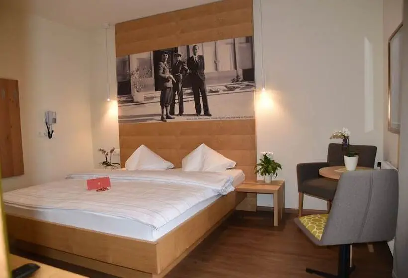 Comfort-huone, Angerburg Blumen