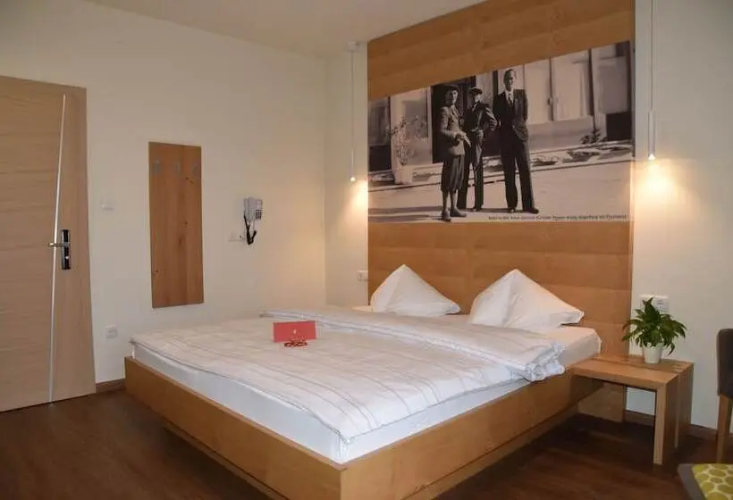 Comfort-huone, Angerburg Blumen
