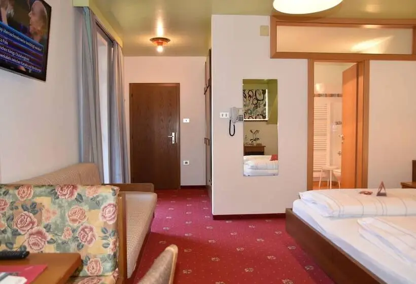 Deluxe-huoneisto 1 Makuuhuone, Angerburg Blumen