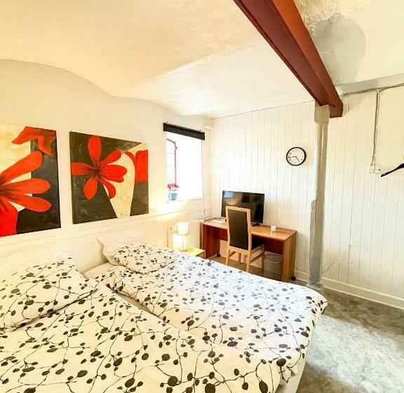 غرفة قياسية, Bb Esbjerg