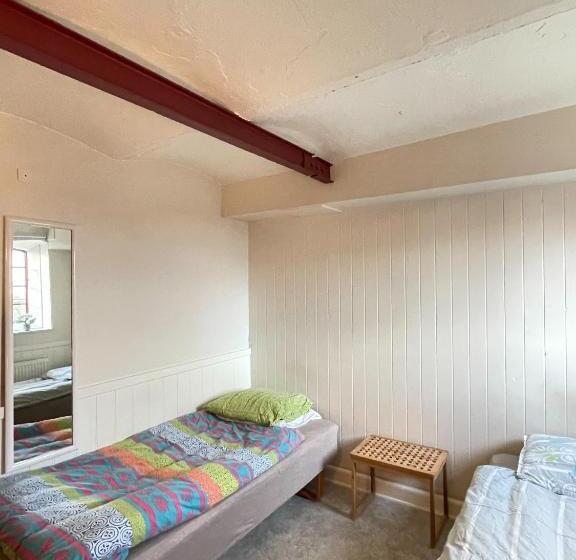 غرفة قياسية, Bb Esbjerg