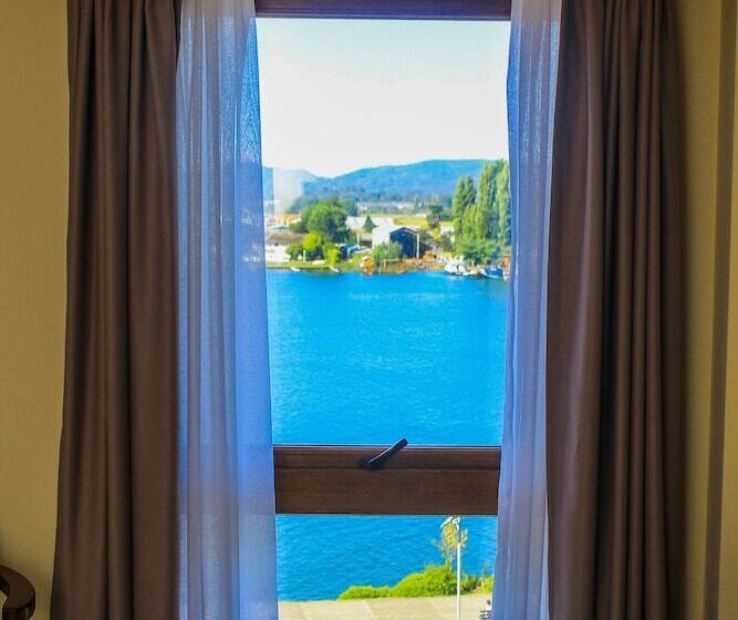 ベーシックルーム, Entre Tilos