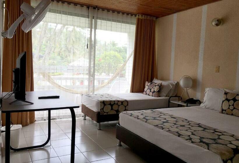 标准三人间, Hacienda El Diamante