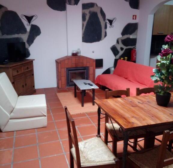 آپارتمان 3 خوابه, Lusitaurus