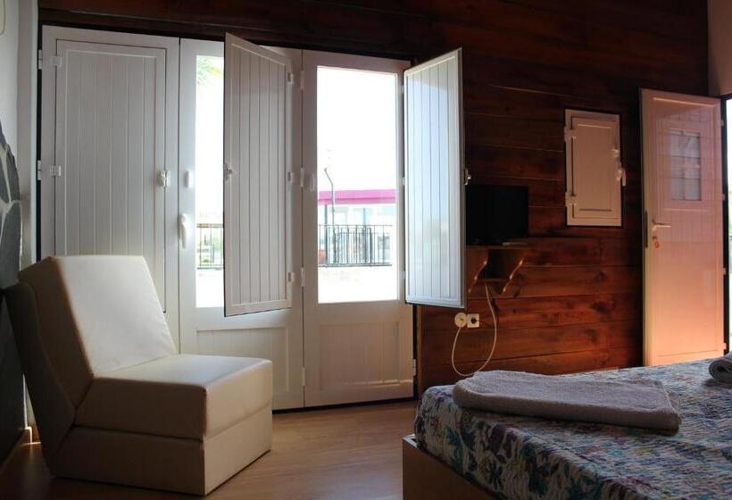 اتاق استاندارد, Lusitaurus