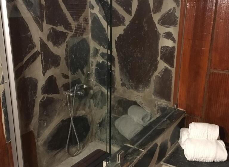 Cameră Standard, Lusitaurus