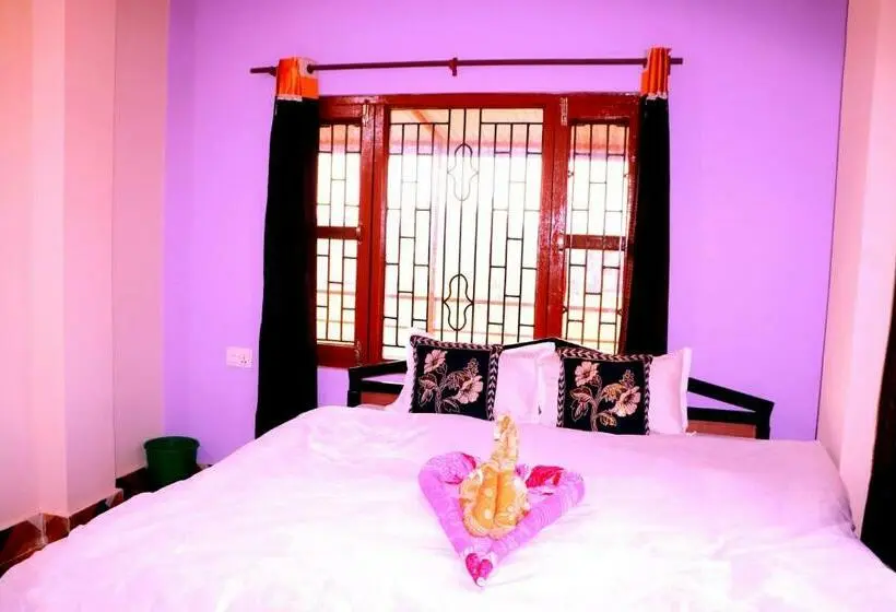 اتاق استاندارد با تخت بزرگ, National Park Sauraha  Homely Stay And Peaceful Location With Jungle Safari Arrangements