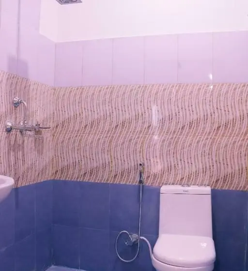 اتاق استاندارد, National Park Sauraha  Homely Stay And Peaceful Location With Jungle Safari Arrangements
