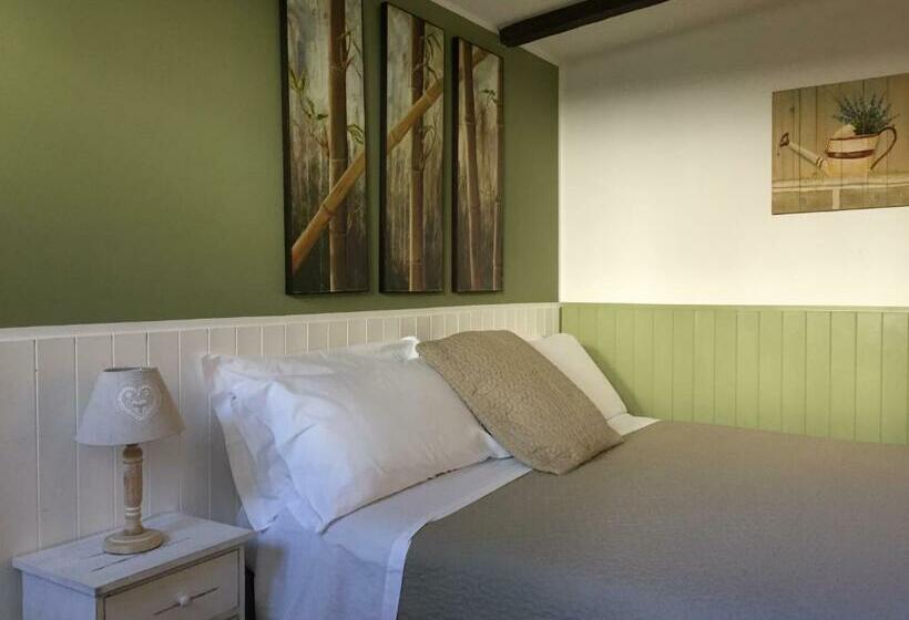 Standaard Driepersoonskamer, Possidonea 28