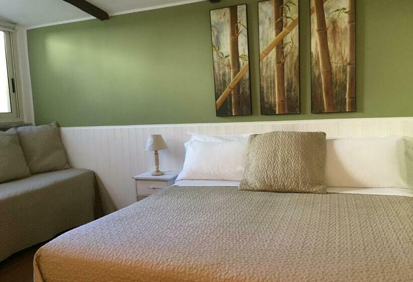 Standaard Driepersoonskamer, Possidonea 28