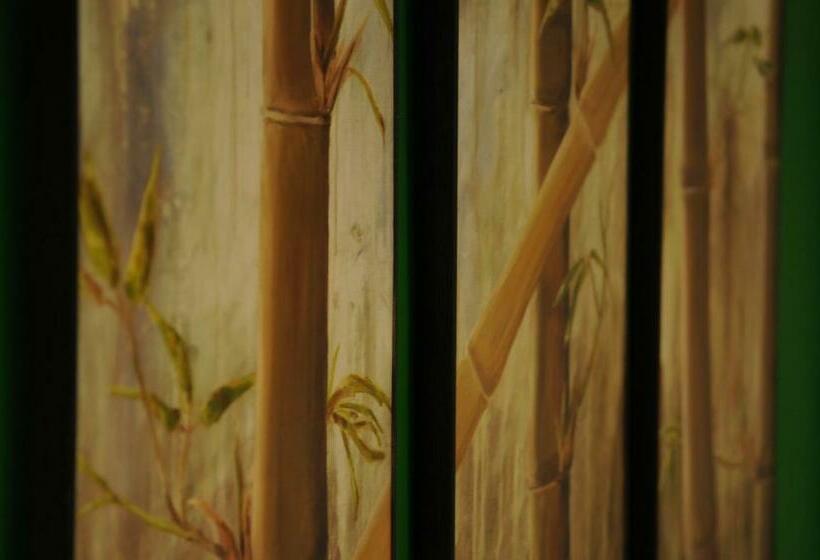 Standaard Driepersoonskamer, Possidonea 28