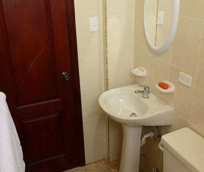 标准间, Seymour Guest House