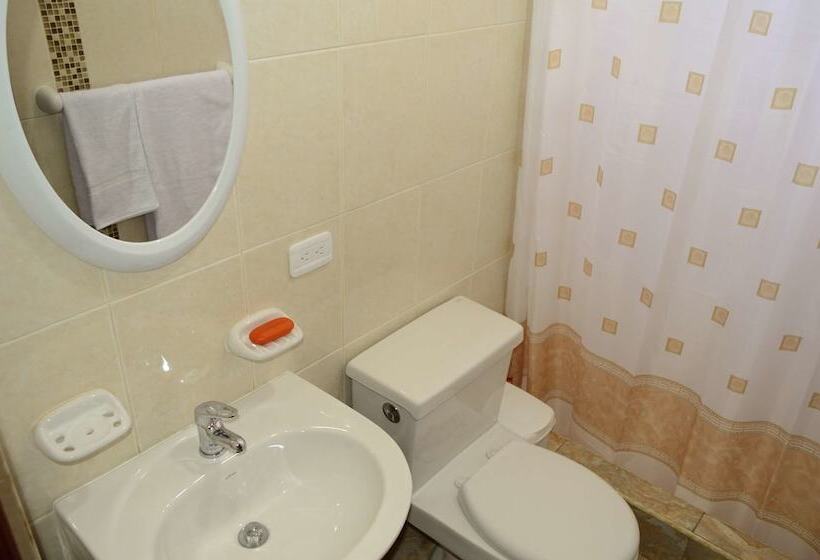 标准间, Seymour Guest House