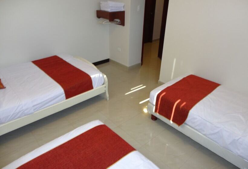 标准三人间, Seymour Guest House