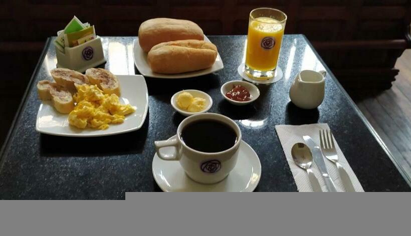 Номер Стандарт Трехместный, Santa Rosa Apartotel  Centro Histórico