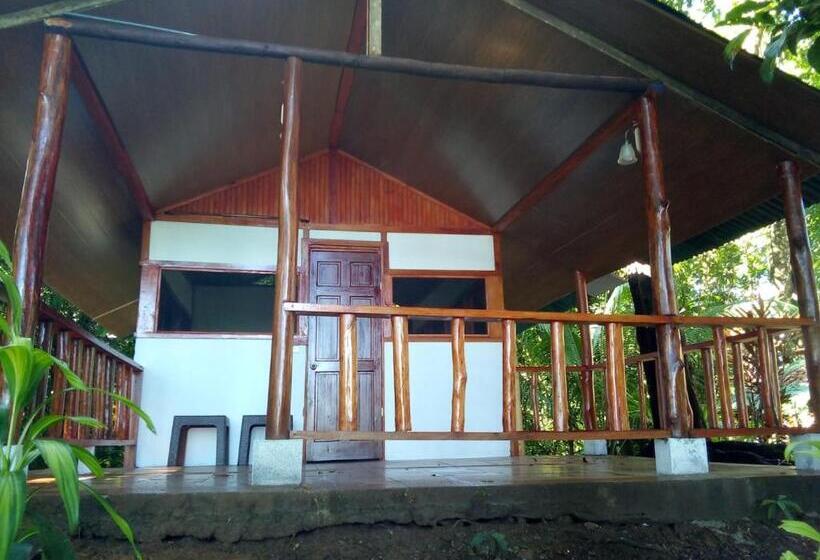 بانگلوی استاندارد با چشم‌انداز دریا, Corcovado Adventures