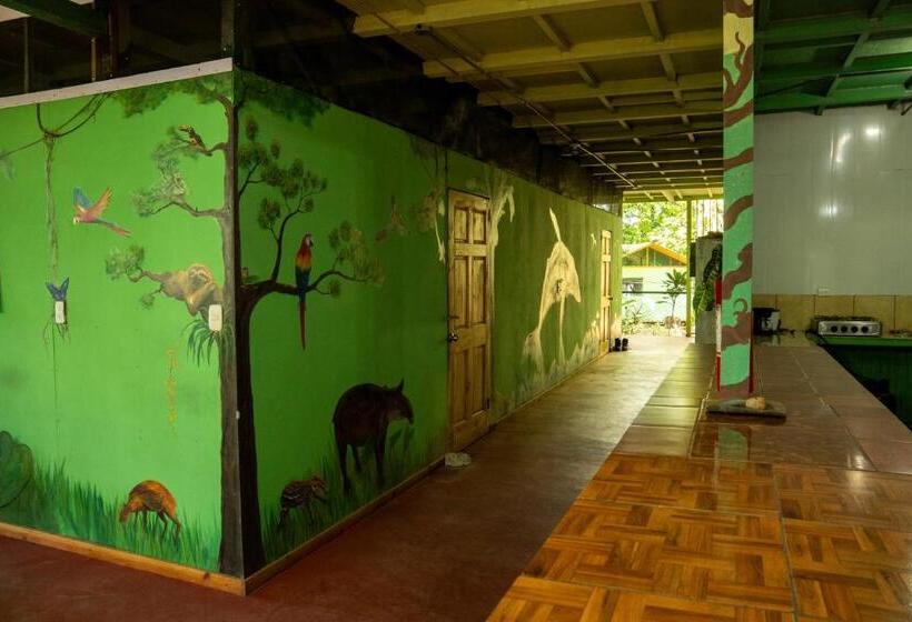 چادر با خدمات رفاهی استاندارد, Corcovado Adventures