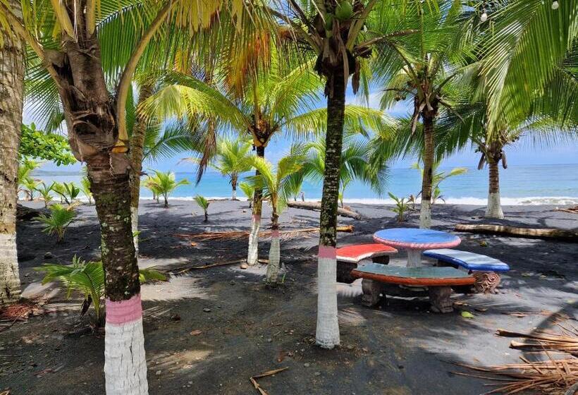 Номер Deluxe Вид на Море с Балконом, Playa Negra Brewing Beachfront