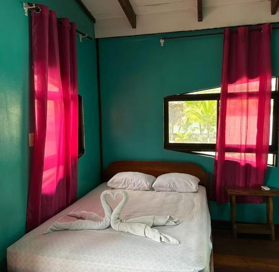 Номер Deluxe Вид на Море с Балконом, Playa Negra Brewing Beachfront