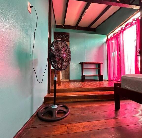 Номер Deluxe Вид на Море с Балконом, Playa Negra Brewing Beachfront