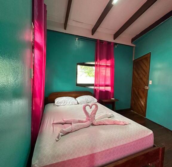 Номер Deluxe Вид на Море с Балконом, Playa Negra Brewing Beachfront